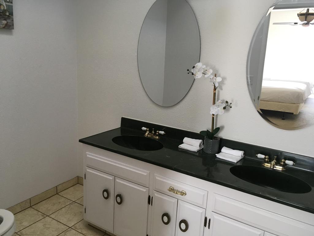 Hotel Burgess Reedley Zewnętrze zdjęcie