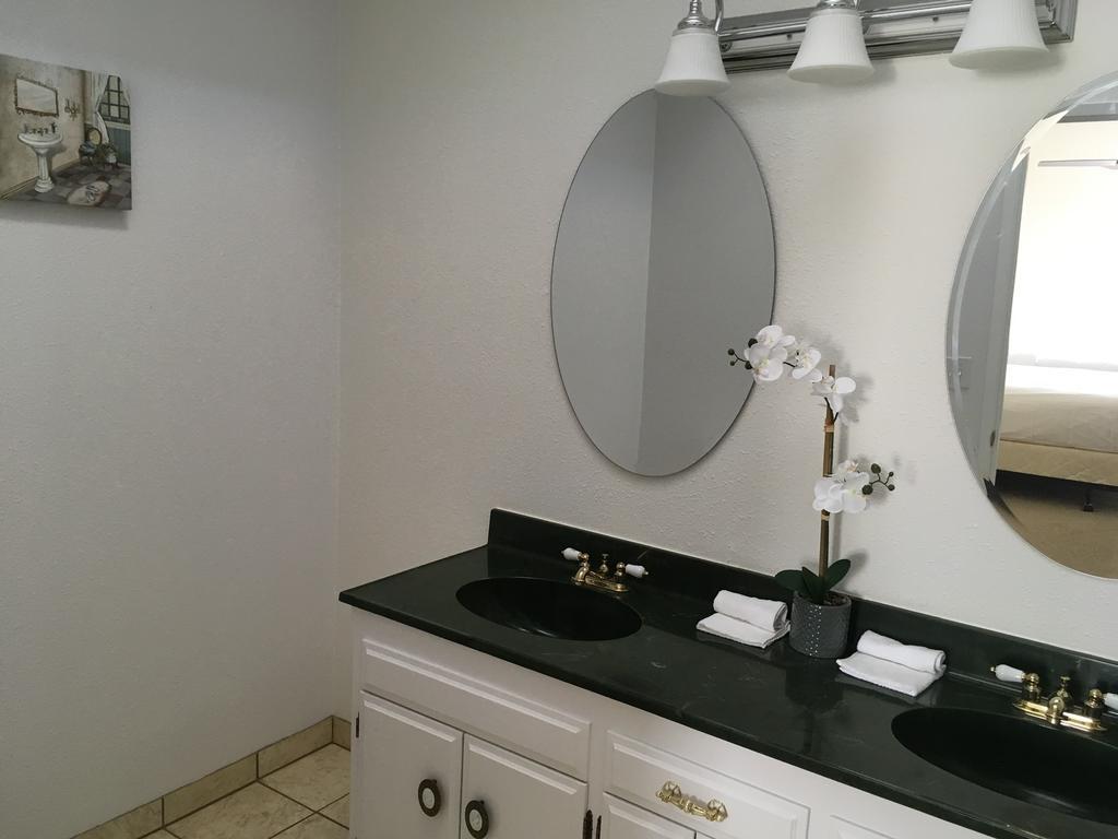 Hotel Burgess Reedley Zewnętrze zdjęcie